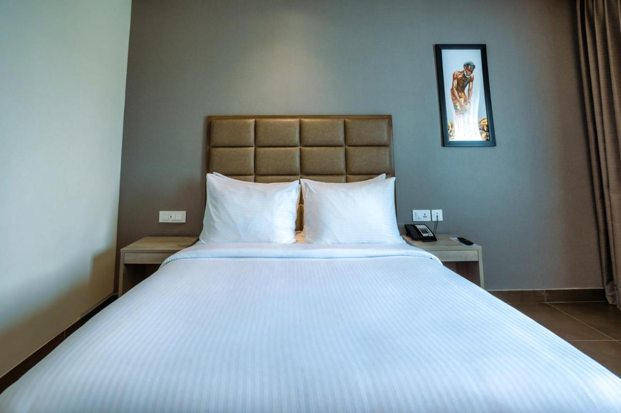 Amika Hotel,Madurai - Near Airport Esterno foto